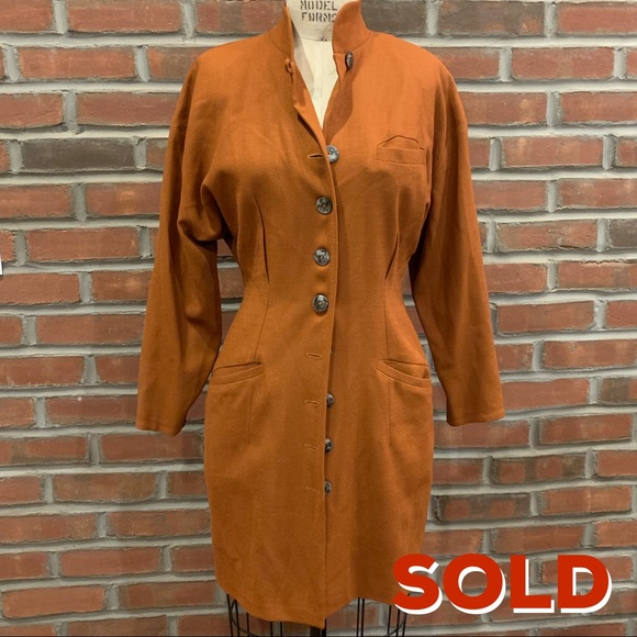 A’Gi Brooks Jackets & Blazers - VINTAGE ORANGE FITTED JACKET